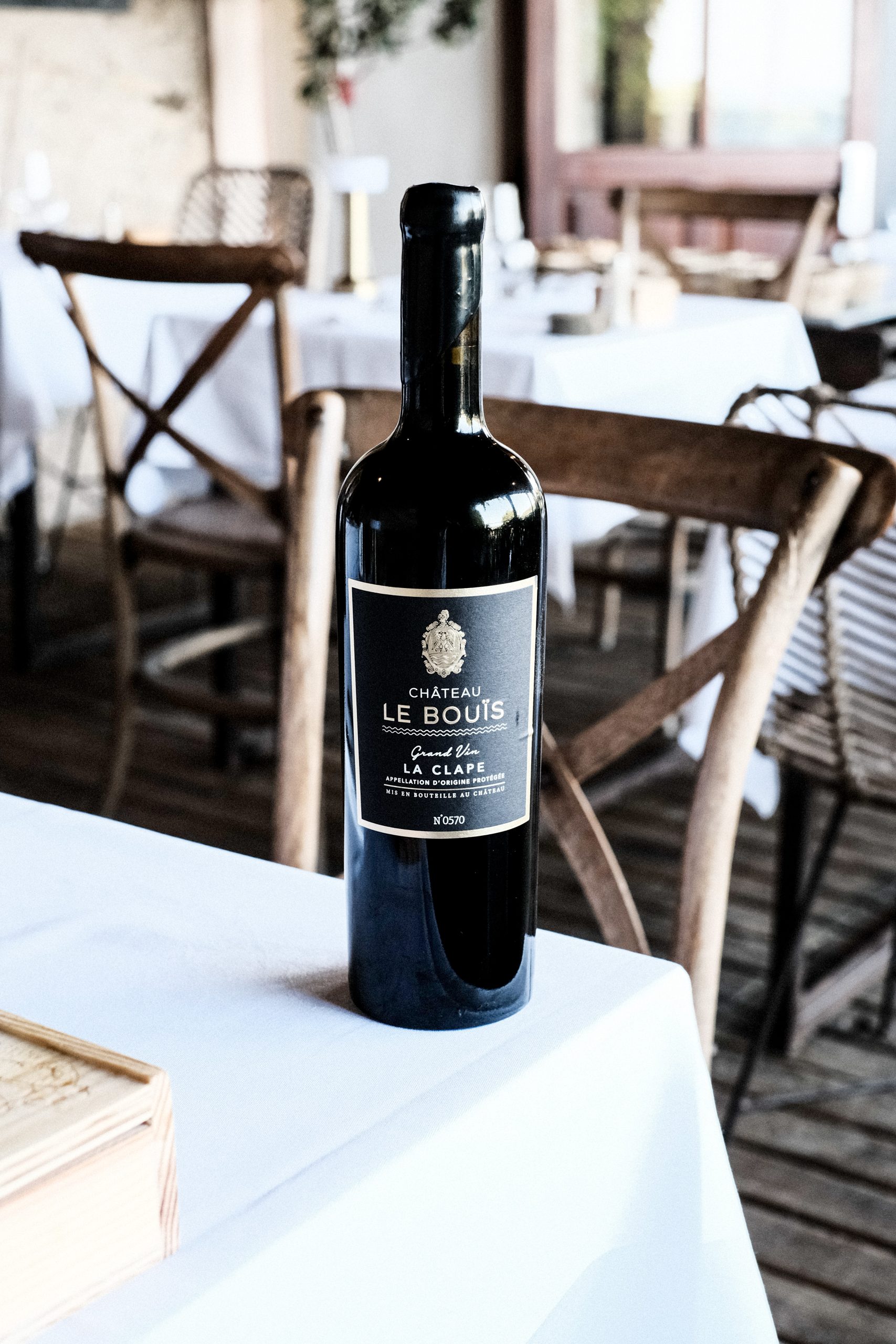 Le grand vin du Château le Bouïs , vin rouge , assemblage syrah, grenache.